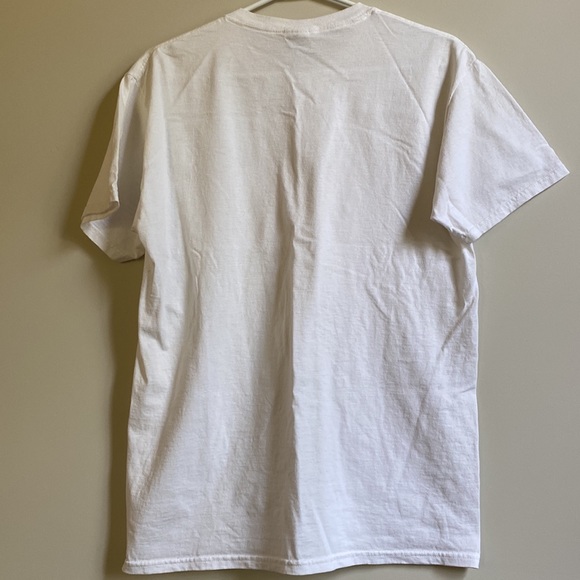 Graphic tee - Picture 3 of 3